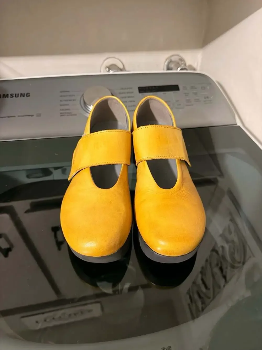 Fly London Women's Vari Leather Wedge Mary Jane Shoes Yellow
